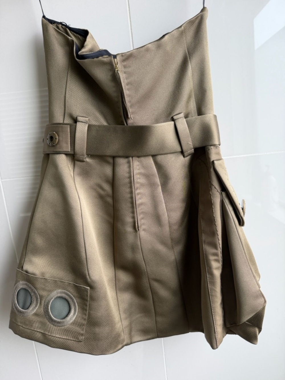 Marc Jacobs Runway Olive Strapless Utility Mini Dress - Picture 4 of 16